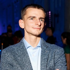 Никита Белов 