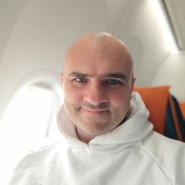 Адамов Евгений 