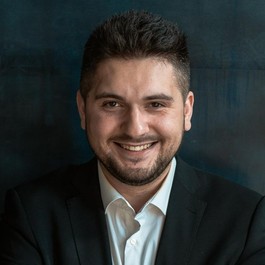 Гончаров Левон 