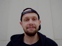 Антон Тарасов 