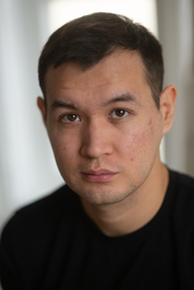 Максим Сундетов 