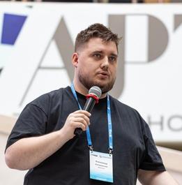 Александр Днепровский 